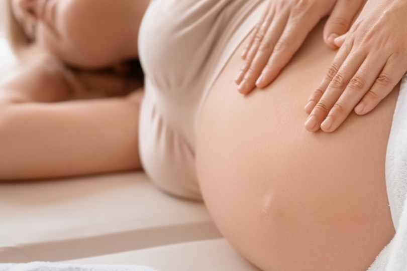 Autour de la maternité: Massage pré et post natal